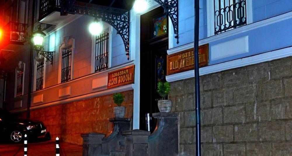 Old Metekhi Hotel ティビリシ エクステリア 写真