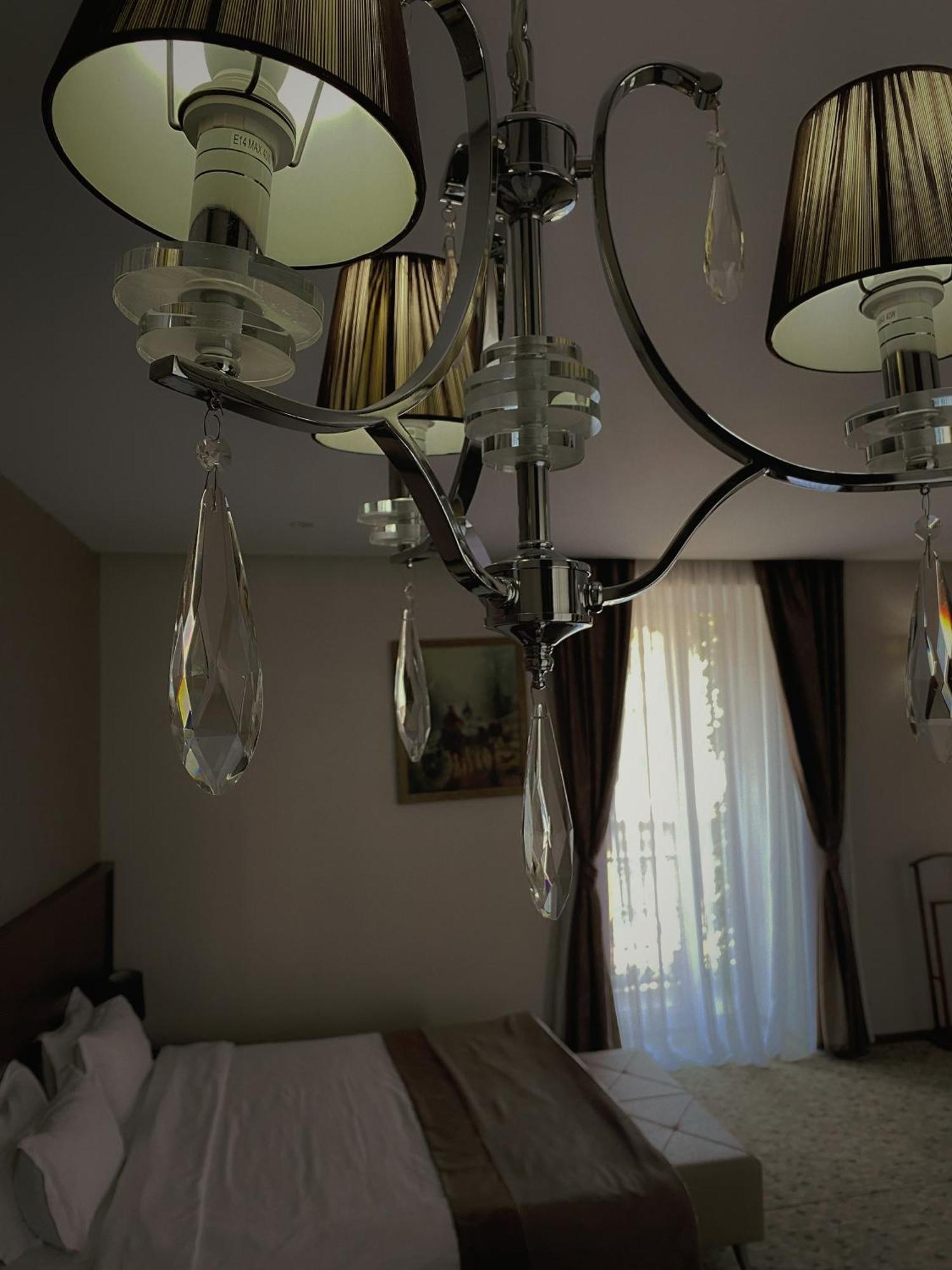 Old Metekhi Hotel ティビリシ エクステリア 写真