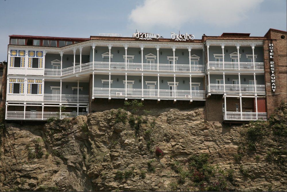 Old Metekhi Hotel ティビリシ エクステリア 写真